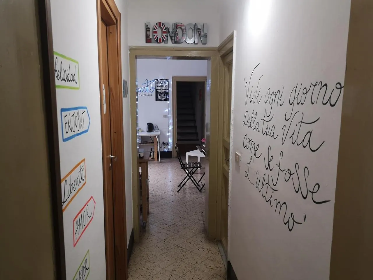 Sunshine Hostel パレルモ 0*,  イタリア